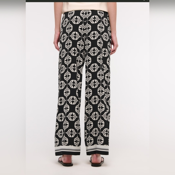 NWT ABERCROMBIE Drapey Wide Leg Pull On Pants Size Small Short Black And Ivory - Picture 5 of 9